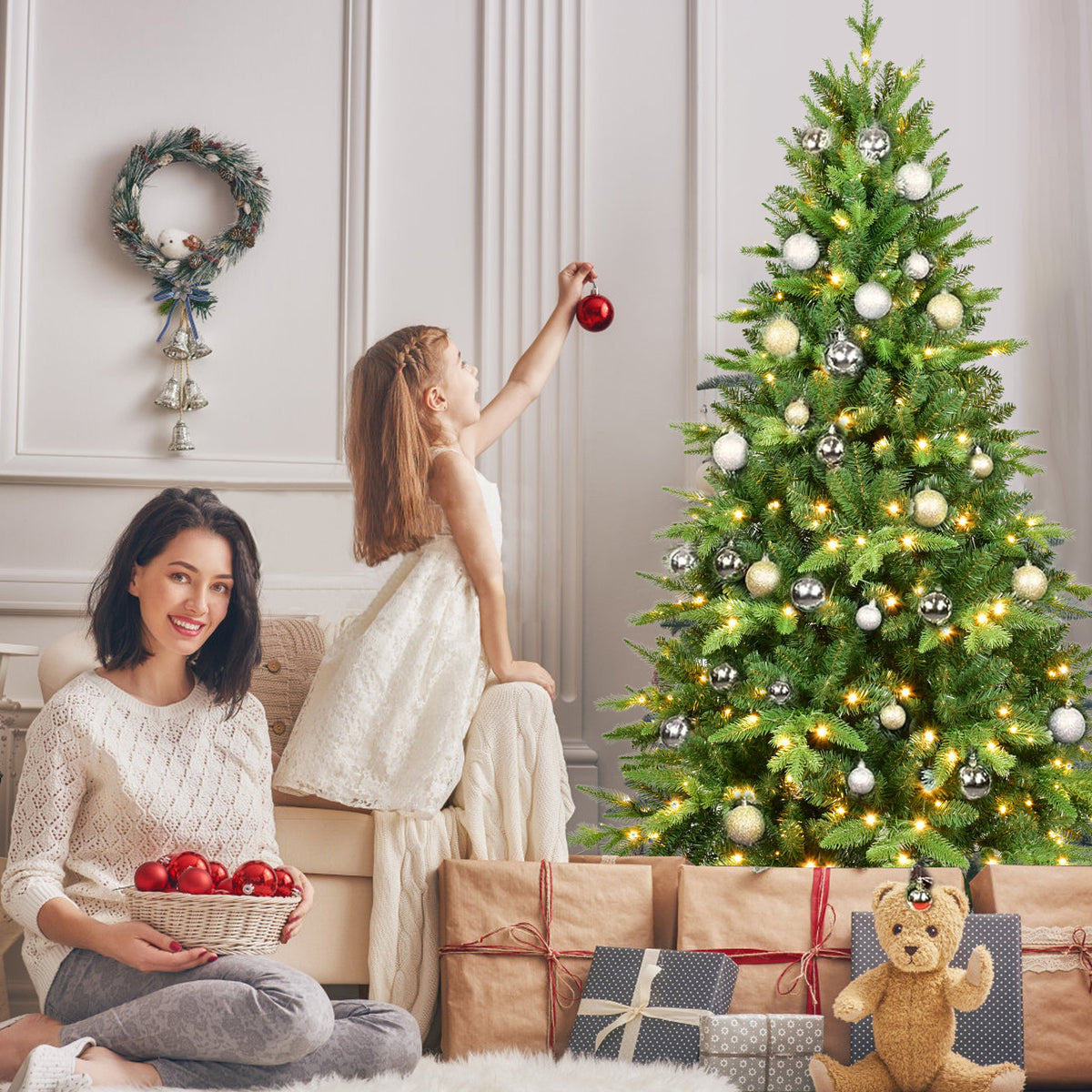 5FT PE And PVC Christmas Tree with Lights, Unique Christmas Tree Prelit with 850 Branch Tips, 250 Warm White LEDs and Metal Stand, Aritificial Christmas Tree