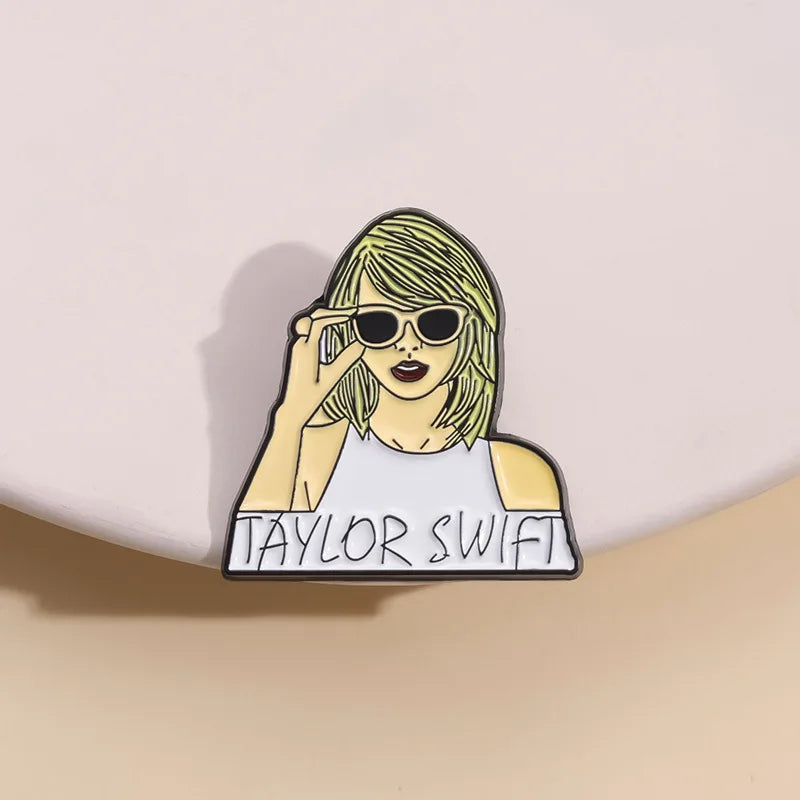 European and American pop singer style creative music peripheral metal badge singer Taylor Swift brooch